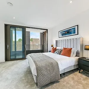 Apartment The Gatsby Luxury, London