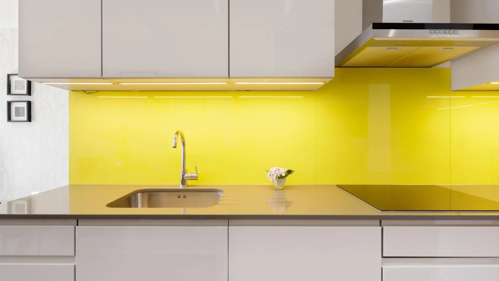 Spitafields 2 Bed Shoreditch Apartment London